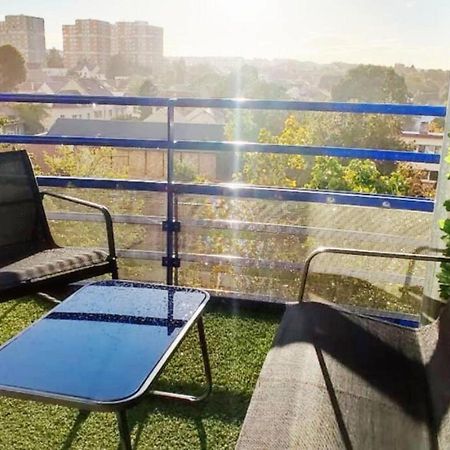 T4 Massy Tgv By Beds4Wanderlust - 80M2 Avec Terrasse Et Bureau - Proche Coulee Verte - Ideal Pro Ou Famille Massy (Essonne) Exterior foto
